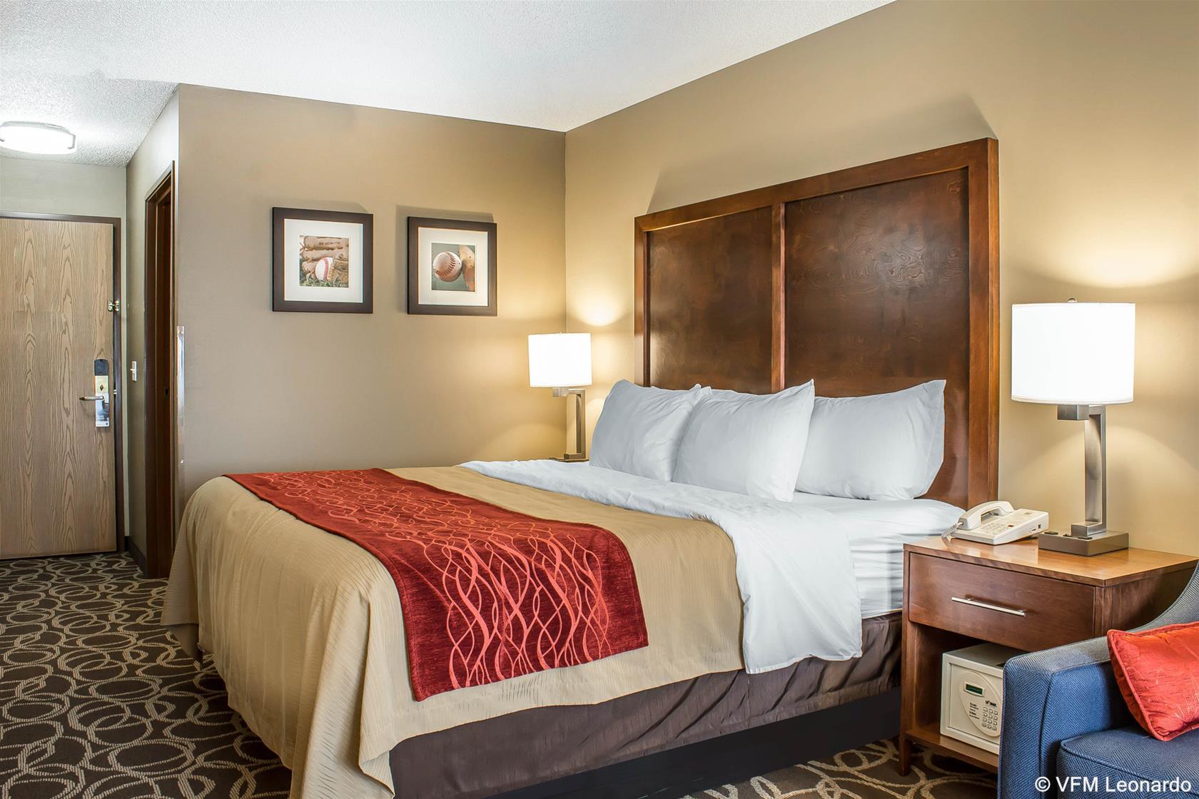 Comfort Inn Dyersville Near The Field Of Dreams Ngoại thất bức ảnh