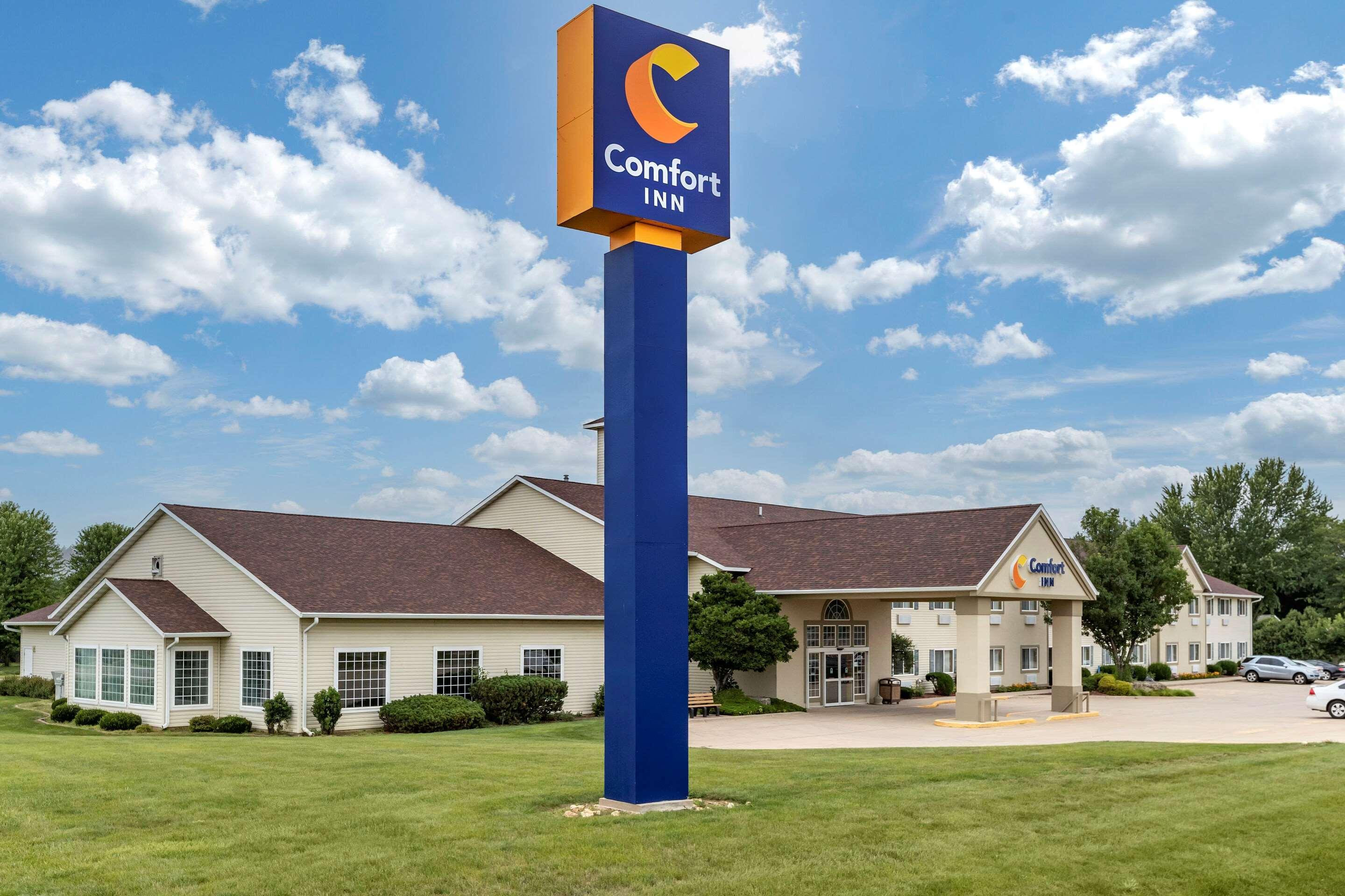 Comfort Inn Dyersville Near The Field Of Dreams Ngoại thất bức ảnh