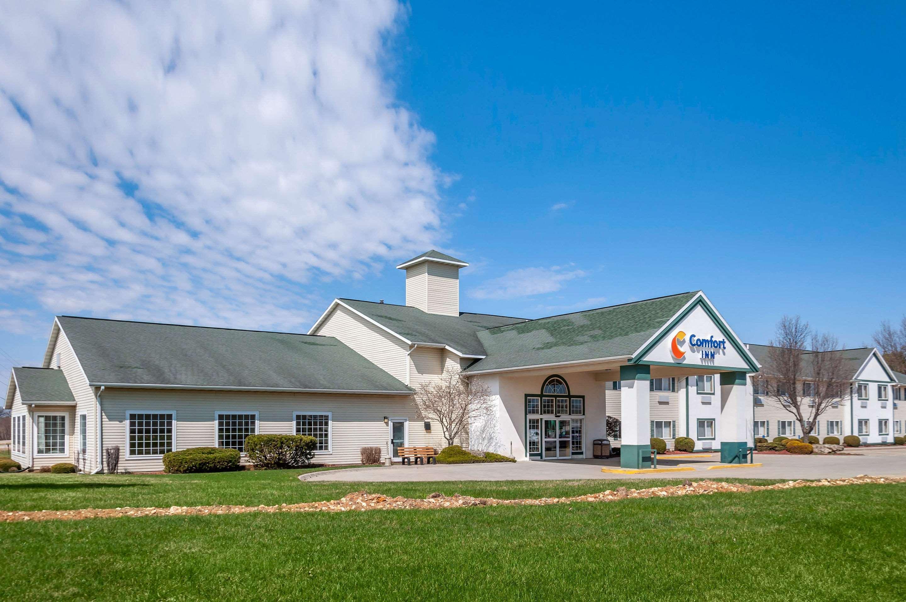 Comfort Inn Dyersville Near The Field Of Dreams Ngoại thất bức ảnh